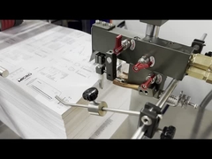 A3 480mmの幅380V力のペーパー折りたたみ機械を運転するギヤ