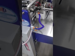 A3紙を折りたたむ機械